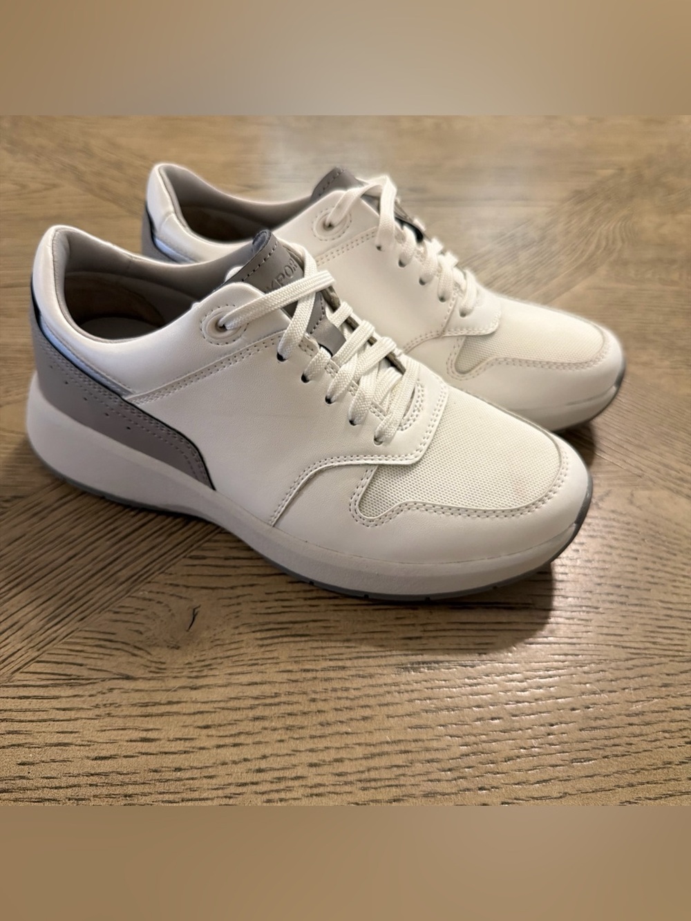 Rockport Women's Trustride Laceup Sneaker, White Leather, 5